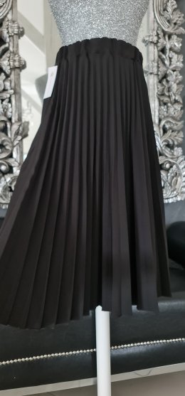 Sukňa plisovaná - čierna