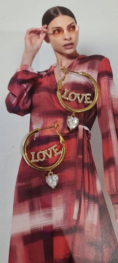 Náušnice LOVE