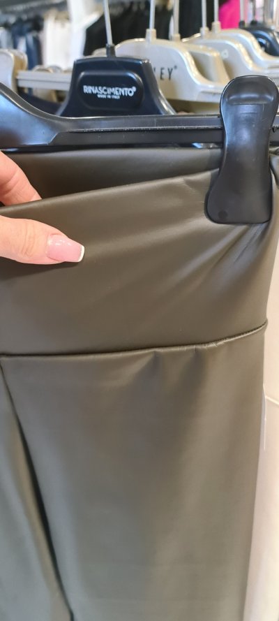 Leginsy VANDA eco-leather  - zelená oliva