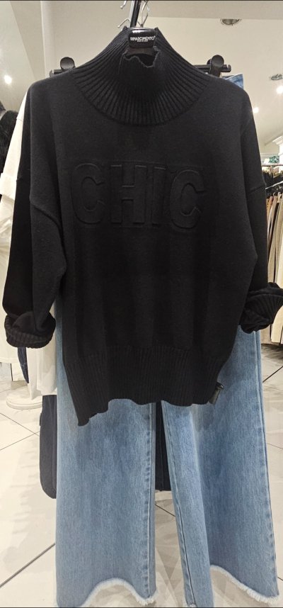 Pulover CHIC - čierny