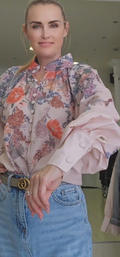 Bluzka PINIA - púdrová