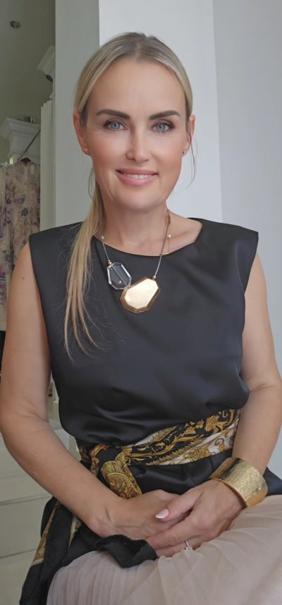 Top EMMA zn.RINASCIMENTO - čierny